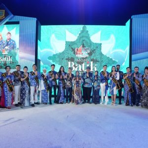 Mojo Batik Festival 2025 Memukau, Ning Ita Ajak Warga Bangga Pakai Batik Kota Mojokerto