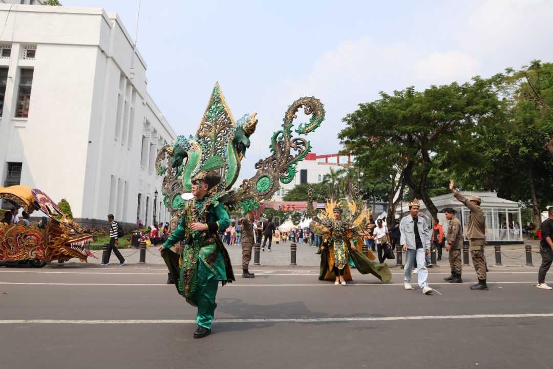 Parade Surabaya Fashion Festival di Kota Lama Jadi Magnit Pecinta Fashion