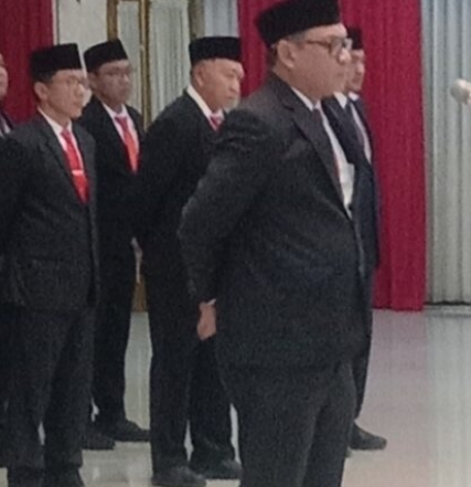 Gus Fawait Lantik Ahmad Helmi Luqman Sebagai Pj Sekda