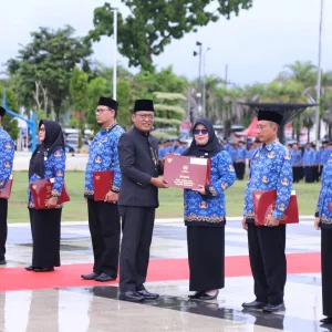 Peringatan Hari Guru Nasional dan HUT Korpri ke -54, Kokohkan Semangat Pengabdian