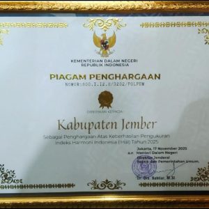 Kesbangpol Jember Raih Penghargaan IHaI 2025 Dari Kemendagri   
