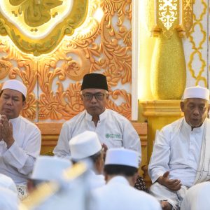 Gus Qowim Tekankan Pentingnya Akhlakul Karimah di Tengah Dinamika Sosial, Jemaah Al Khidmah Kediri Didoakan