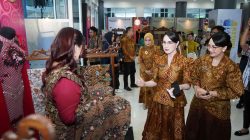 Mbak Cicha Dorong Pengurus Dekranasda Susun Strategi Tingkatkan Kualitas Kerajinan Kediri Mbak Cicha Dorong Pengurus Dekranasda Susun Strategi Tingkatkan Kualitas Kerajinan Kediri