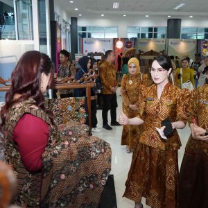 Mbak Cicha Dorong Pengurus Dekranasda Susun Strategi Tingkatkan Kualitas Kerajinan Kediri