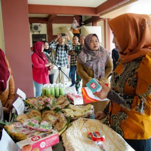 Ning Ita  Ajak Masyarakat  Bergerak Serentak Majukan KKMP agar Ekonomi Warga Merata