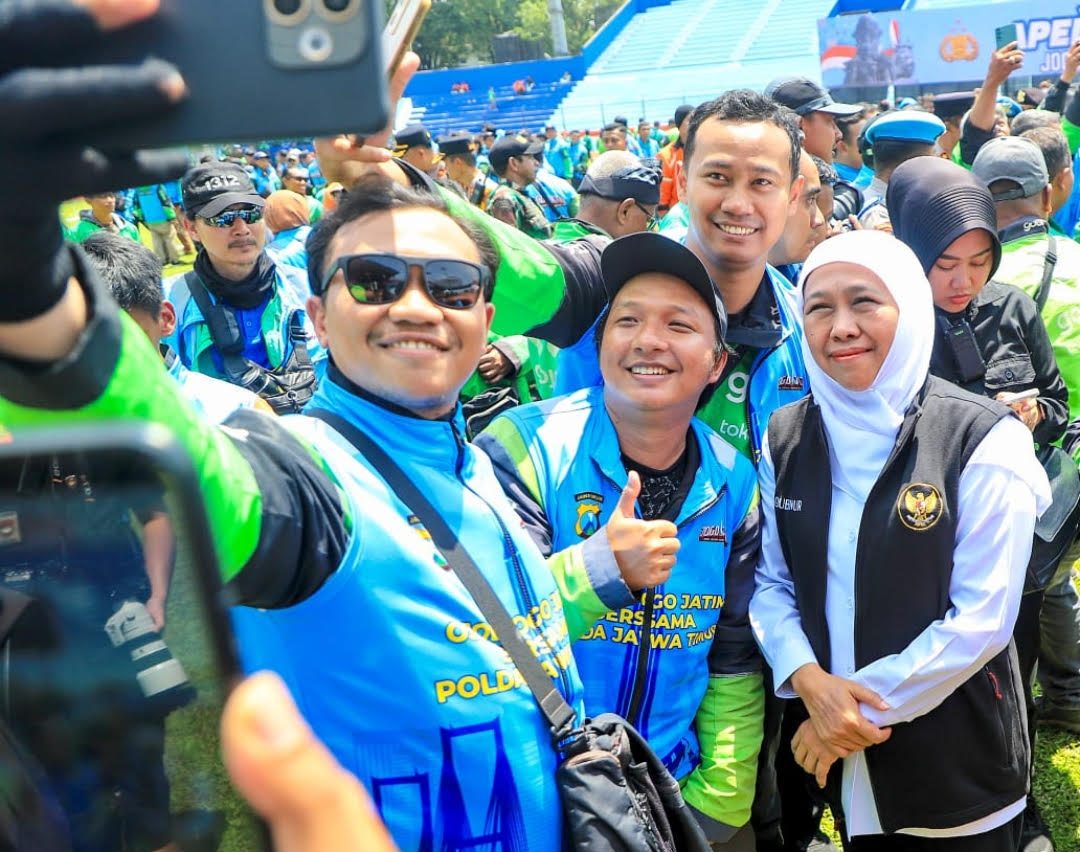 Gubernur Khofifah Apresiasi Sinergi Jajaran Kepolisian Bersama Ojol Jaga Kamtibmas di Jatim Gubernur Khofifah Apresiasi Sinergi Jajaran Kepolisian Bersama Ojol Jaga Kamtibmas di Jatim