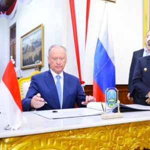 Gubernur Khofifah Sambut Utusan Presiden Federasi Rusia Bahas Bidang Strategis