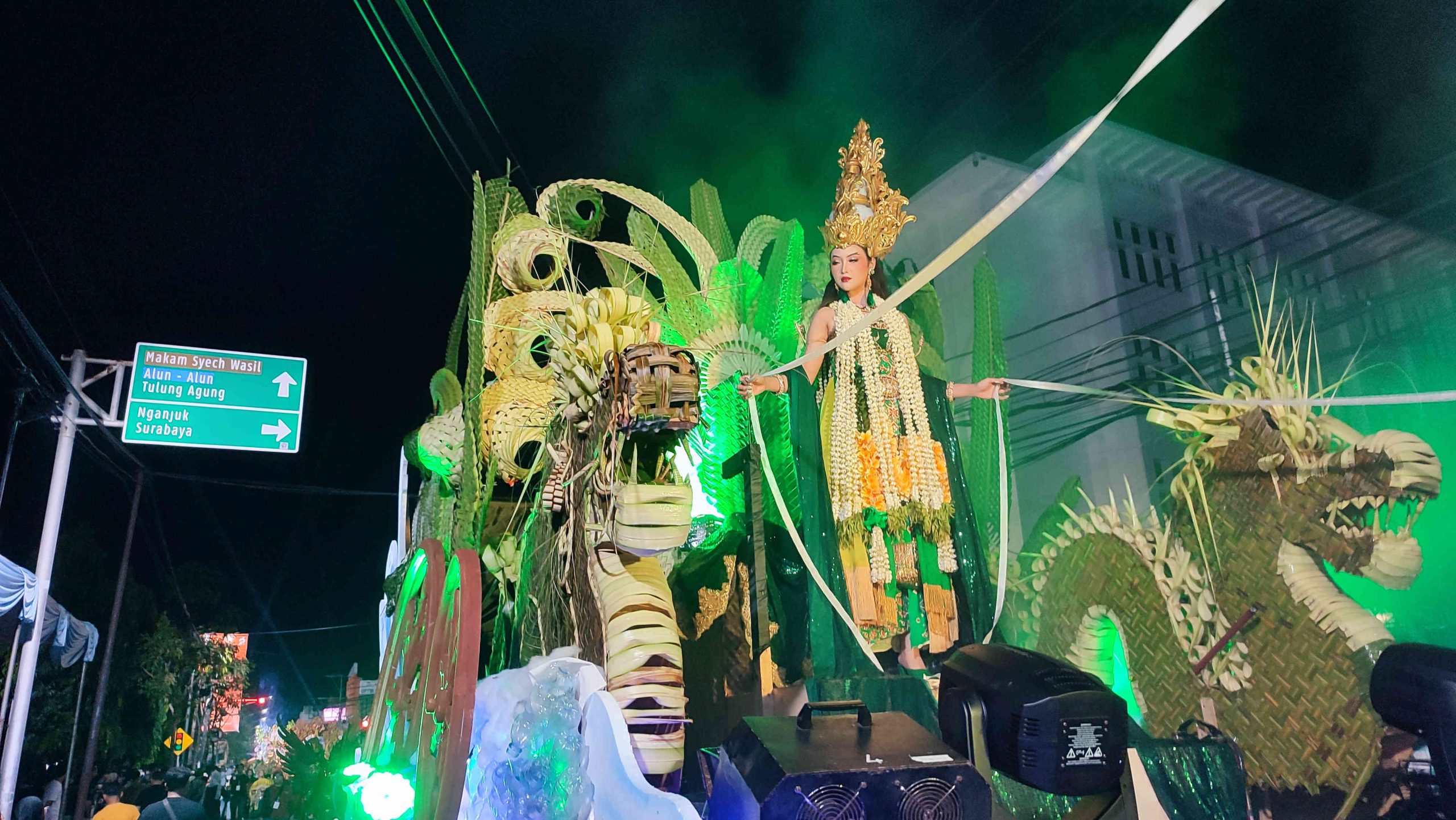 Gudang Garam Suguhkan “Samudra Kasetya” di Dhoho Night Carnival 2025