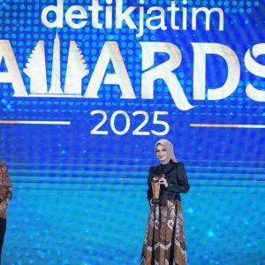 Mbak Wali Kediri, Vinanda Prameswati Raih Penghargaan Program Ekonomi Terpuji di detikjatim Award 2025
