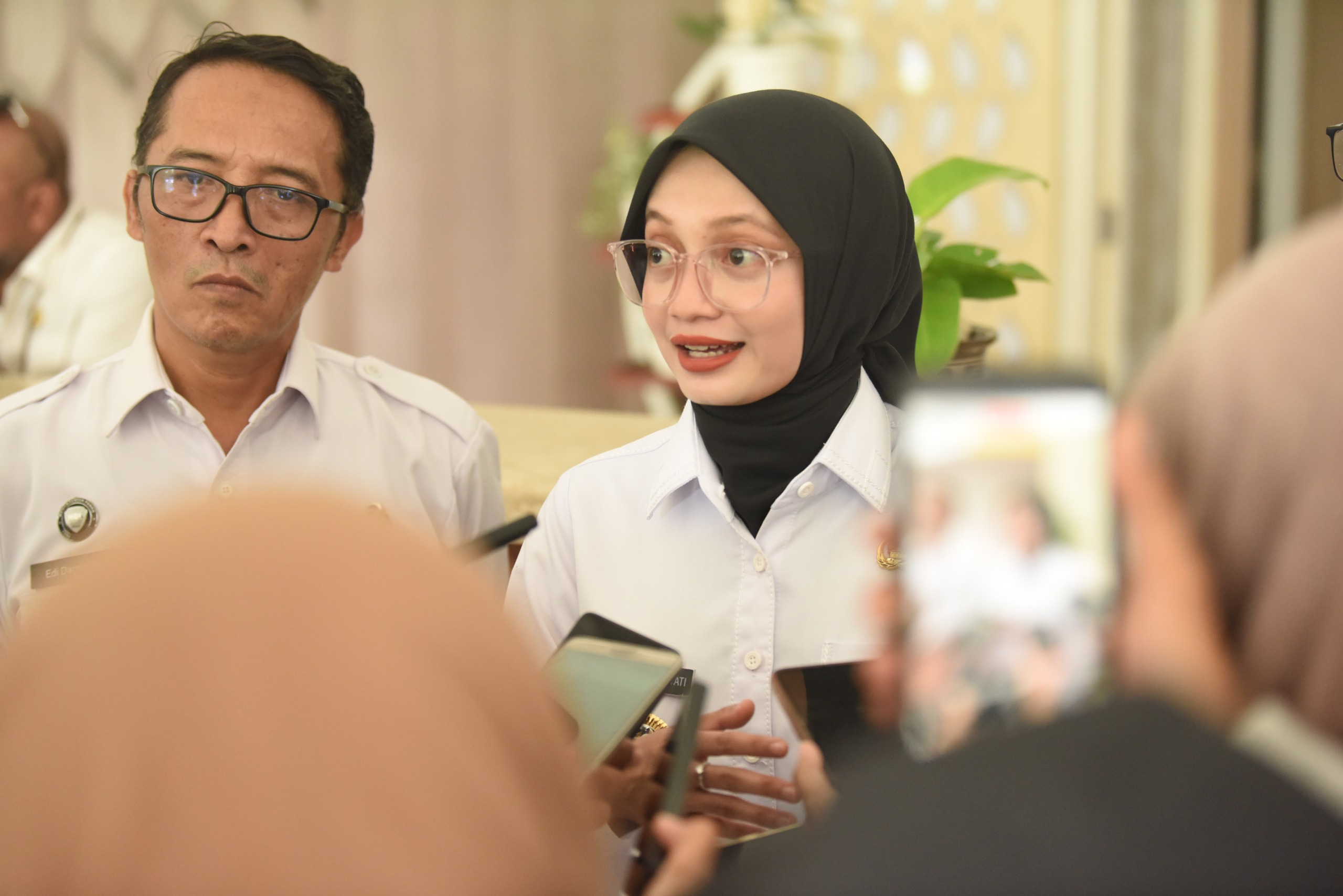 Pemkot Kediri Ketatkan Pengawasan, Mbak Wali Teken Internal Audit Charter