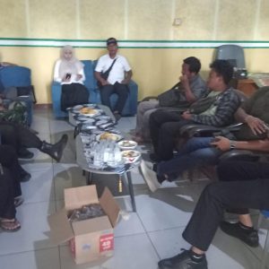 Lamban & Rugikan UMKM, Proyek Jalan Di Pasuruan Di Hentikan Warga