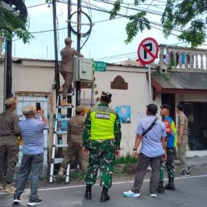 Hindari Kabel Semrawut Pemkot Mojokerto Tegakkan Perda Tertibkan Kabel Fiber Optik 