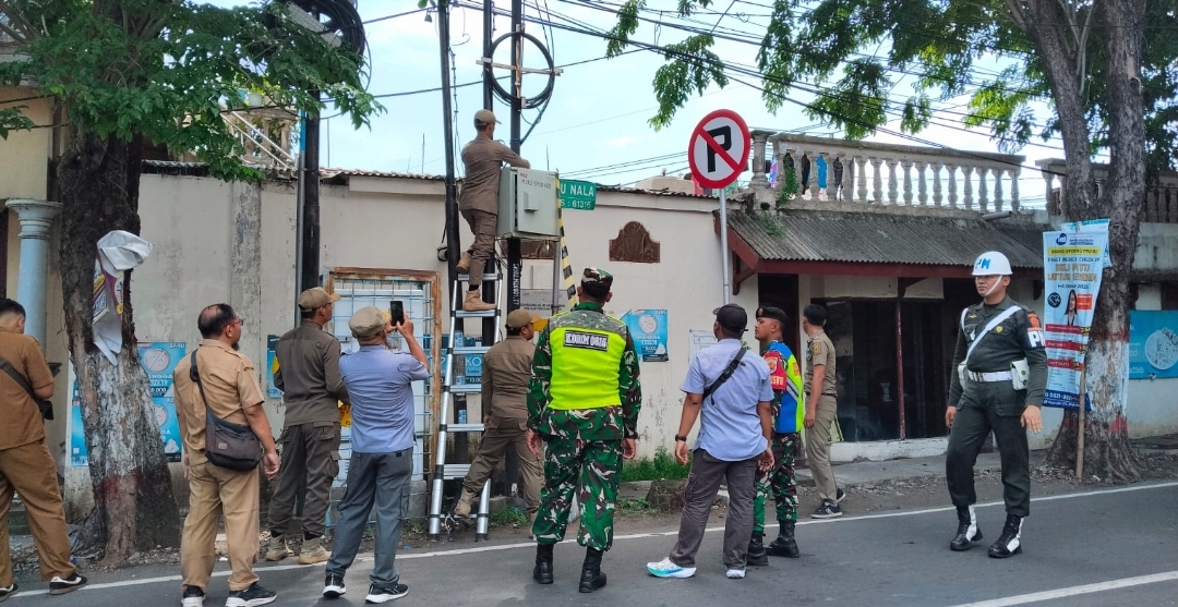 Hindari Kabel Semrawut Pemkot Mojokerto Tegakkan Perda Tertibkan Kabel Fiber Optik 