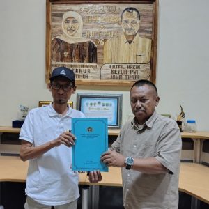 Silaturahmi ke PWI dan SMSI, Ketua KI Jatim Mantapkan Kolaborasi Keterbukaan Informasi