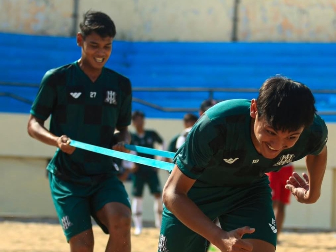 The Lobster Kembali Latihan Dengan Intensitas Fisik dan Rotasi Pemain