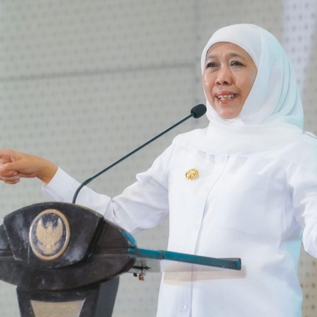 Khofifah Resmikan OPOP Training Center ITS Surabaya, Perkuat Ekonomi Pesantren