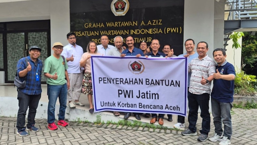 PWI Jatim Salurkan Bantuan untuk Korban Bencana Aceh