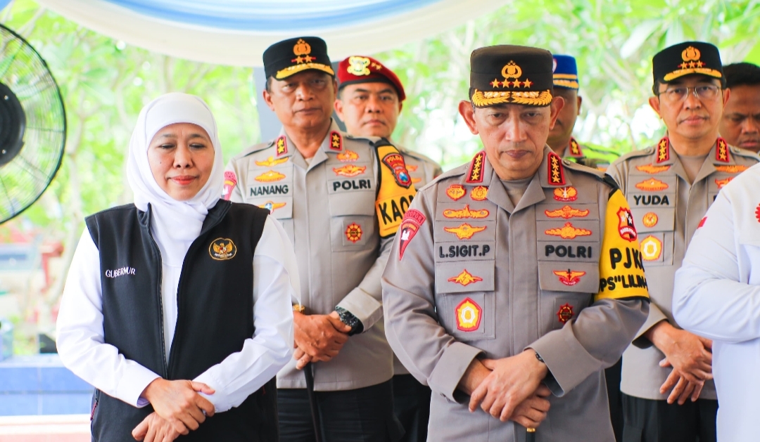 Kapolri Jendral Listyo Sigit dan Gubernur Khofifah Ziyarah dan Peletakkan Batu Pertama Rumah Singgah dan Museum Pahlawan Nasional Marsinah di Nganjuk