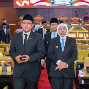 Enam Perda Strategis Ditetapkan, Khofifah : Tegaskan Komitmen Kepastian Hukum dan Penguatan Tata Kelola BUMD