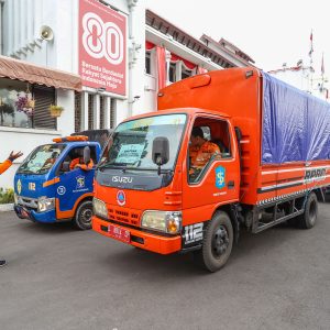 Empat Truk Logistik Bantuan Kemanusiaan Surabaya Kembali Diterbangkan ke Sumatera