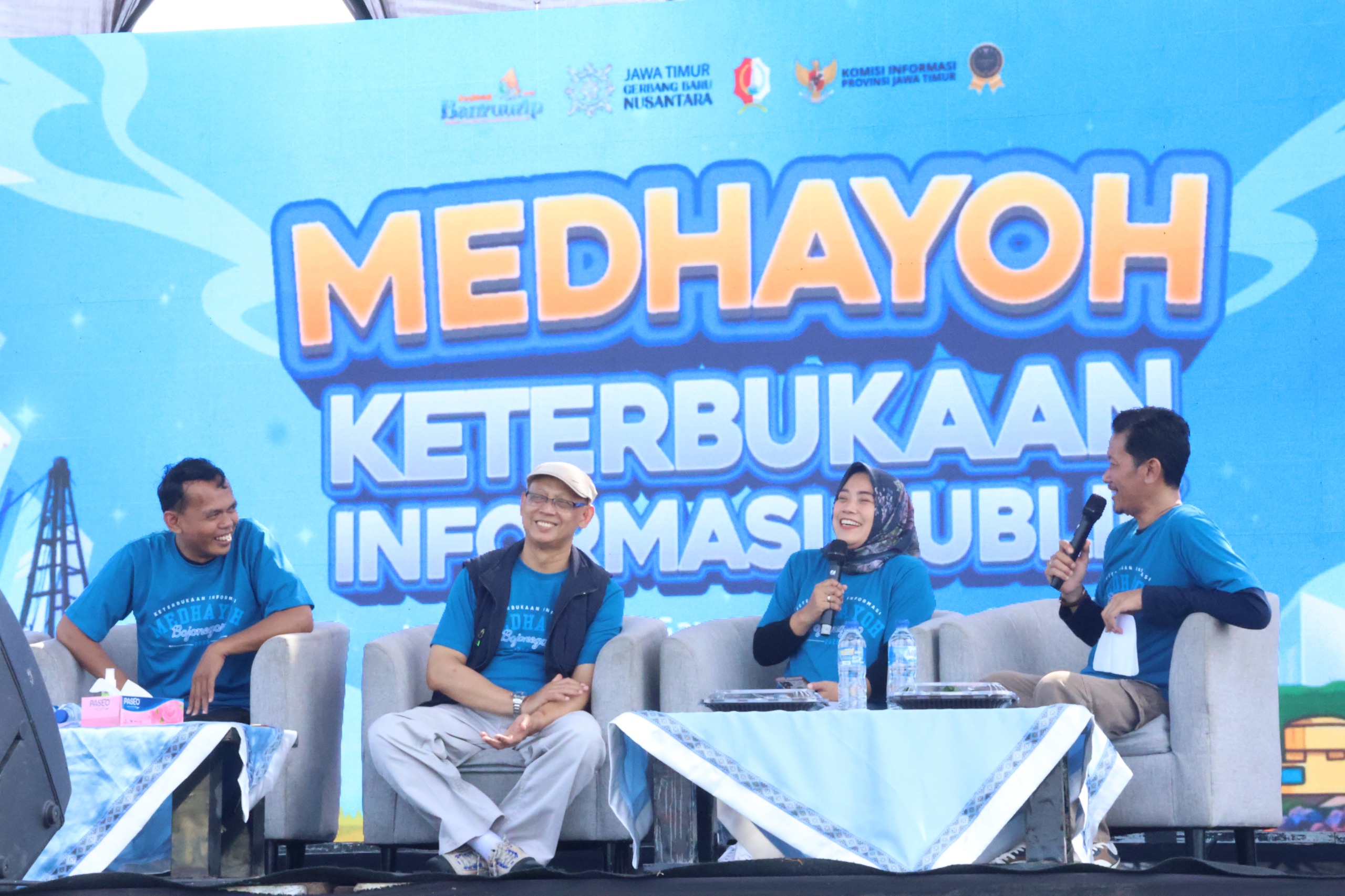Inovatif! KI Jatim Canangkan Zona Informatif di Hadapan Peserta Fun Run