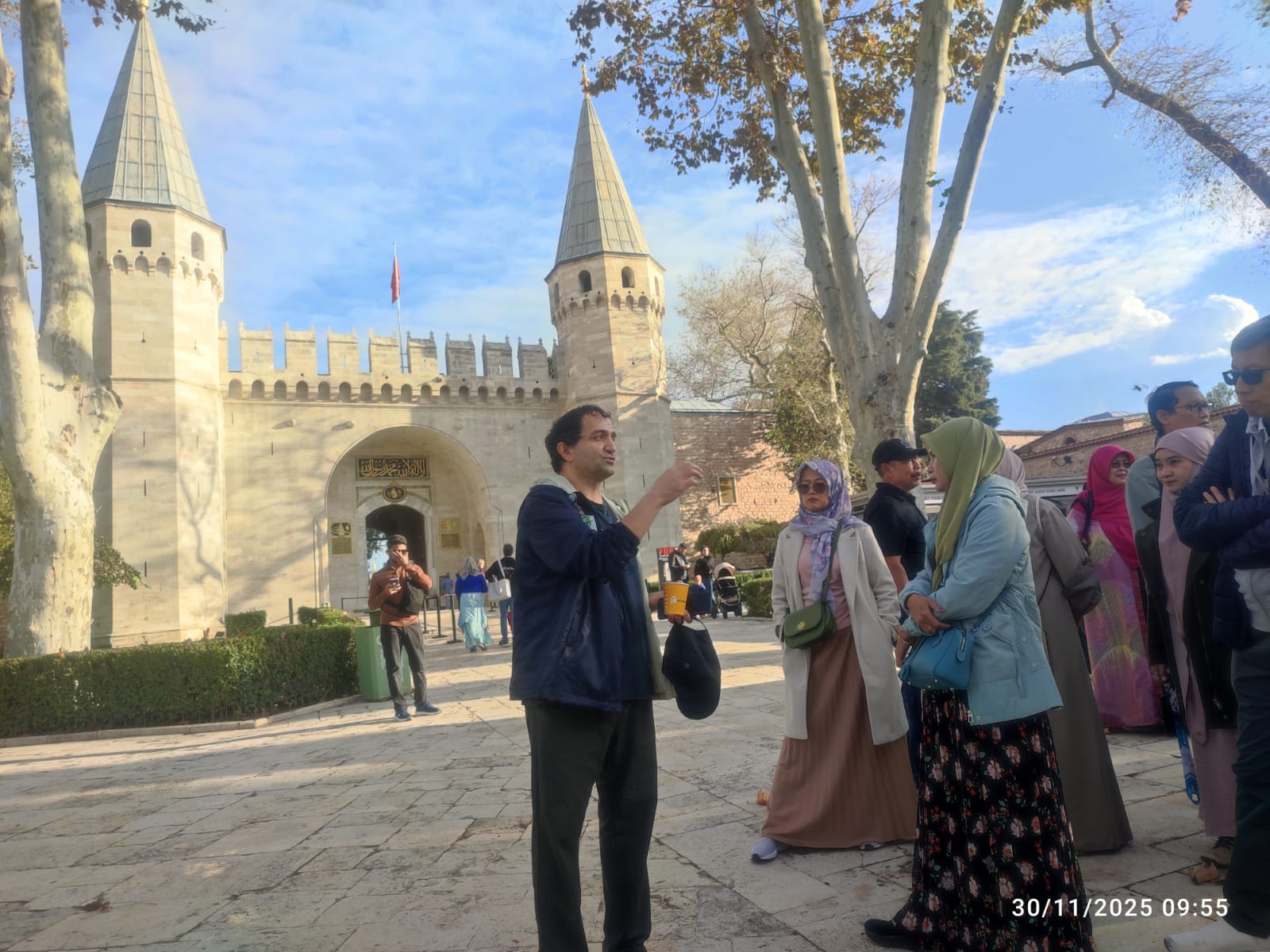 Bersamaan Kunjungan Istimewa Paus Leo XIV ke Turkey, Jamaah Umroh Takut Kena Blokade