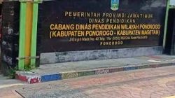 Plt. Kepala Cabang Dinas Pendidikan Ponorogo – Magetan Menghindar Dari Media