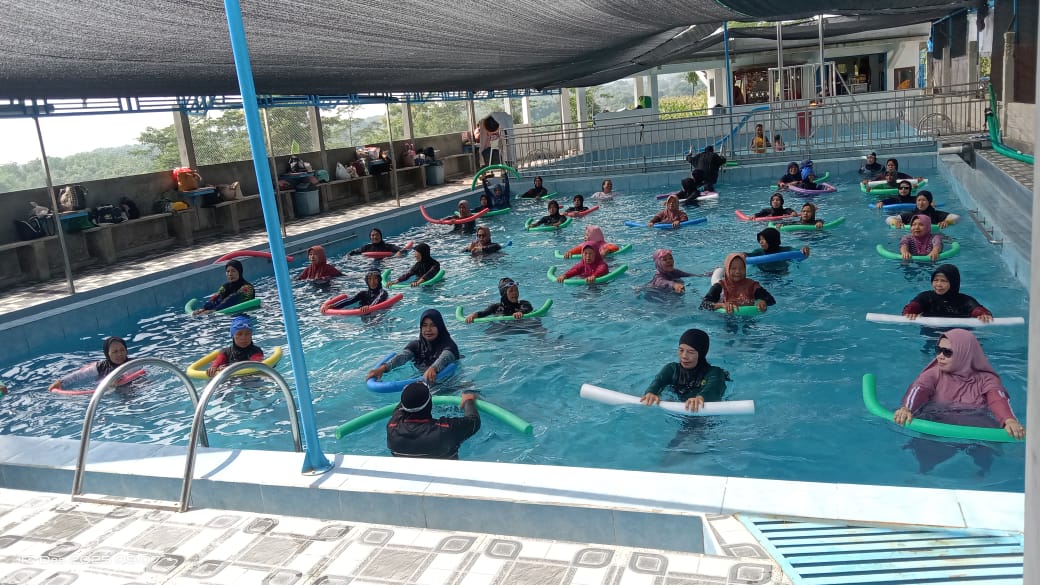 Senam Water Aero Saat Ini Digandrungi Emak Emak Di Magetan