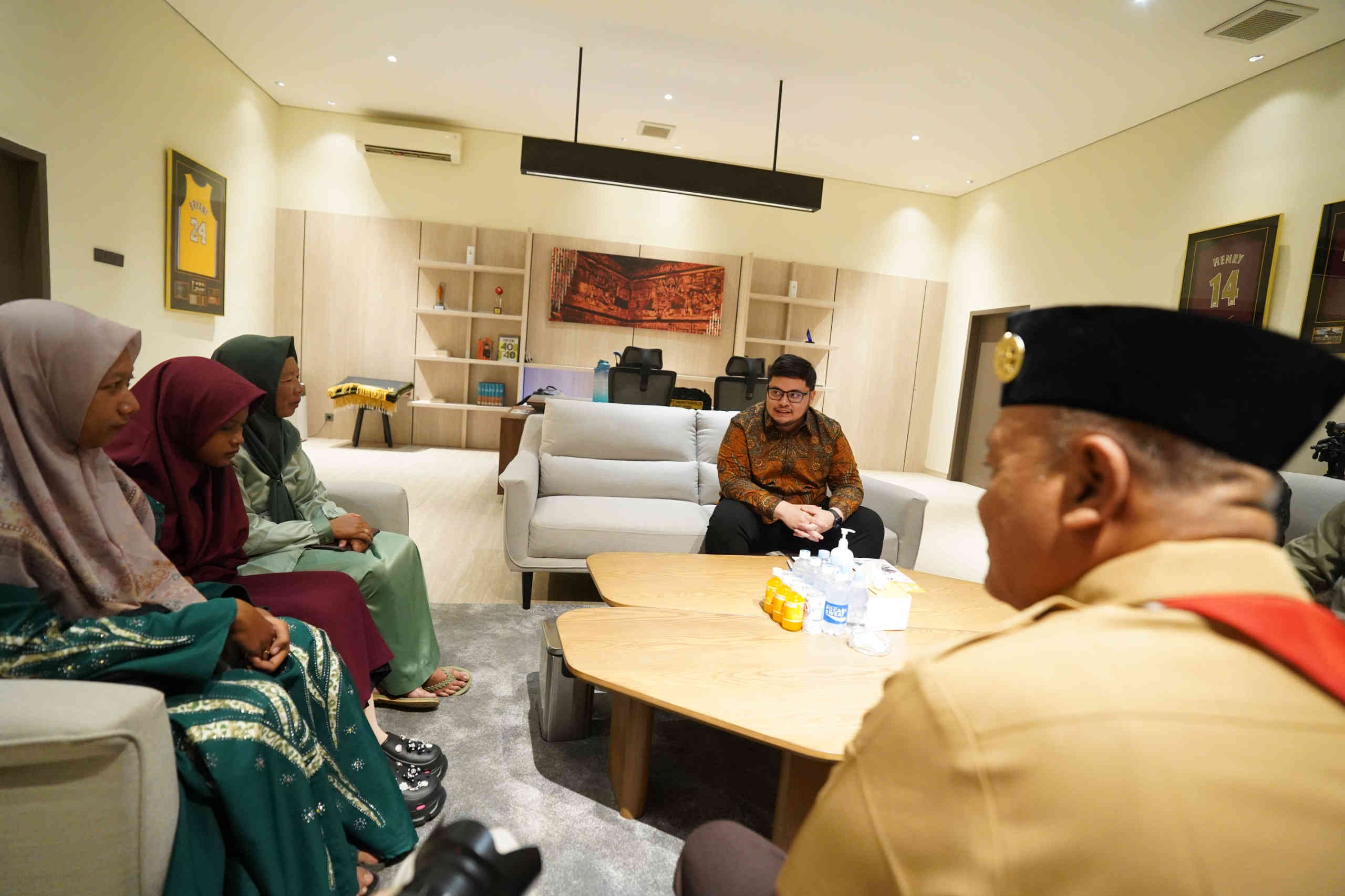 Mas Dhito Beri Dukungan untuk Aulia, Wakili Kabupaten Kediri di Ajang OMATIQ 2025