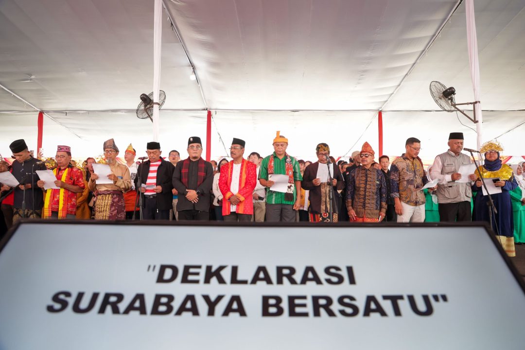 Doa Bersama Lintas Agama dan Deklarasi Surabaya Bersatu di Balai Kota