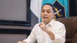 Wali Kota Eri Siap Bubarkan Ormas Premanisme di Surabaya Wali Kota Eri Siap Bubarkan Ormas Premanisme di Surabaya
