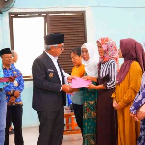 Sentuh Hari Ibu, Gus Qowim Apresiasi Perjuangan Perempuan Kepala Keluarga