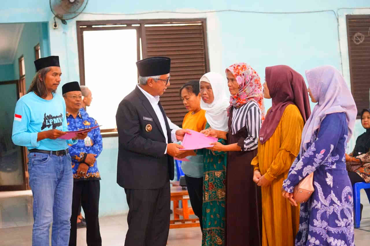 Sentuh Hari Ibu, Gus Qowim Apresiasi Perjuangan Perempuan Kepala Keluarga