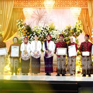 Kabupaten Kediri Gelar Ngunduh Mantu di Hari Ibu, Mbak Cicha Tekankan Pentingnya Nikah Legal