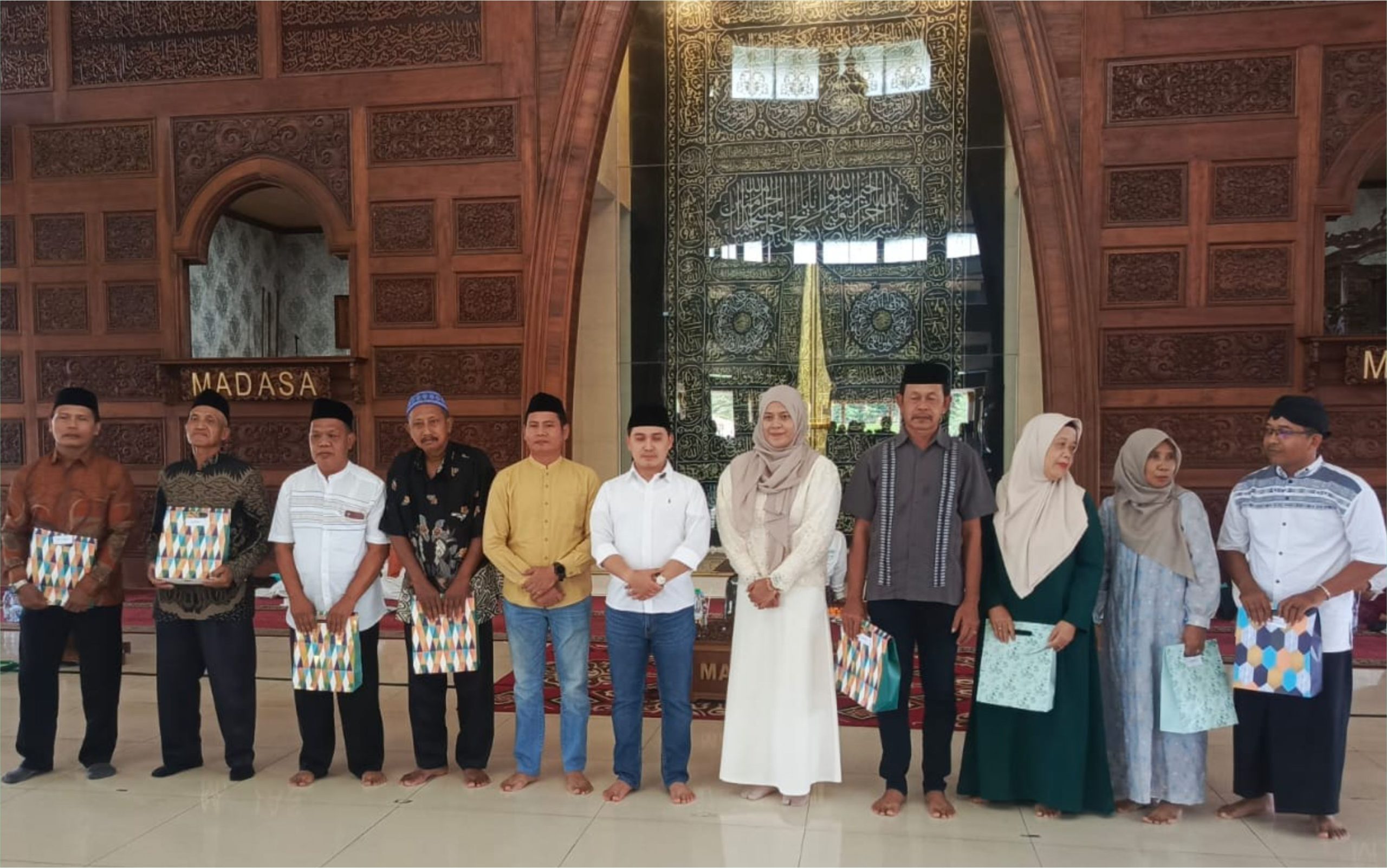 Peringati Hari Bhakti ke 80, Dinas PUPR Kab. Mojokerto Bagi Sembako, Santunan Hingga Lomba Foto & Video