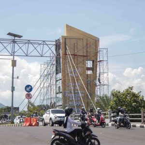 Perbaikan Capai 30 Persen, Jembatan Brawijaya Kediri Ditutup Bertahap untuk Pemasangan Regel Baru