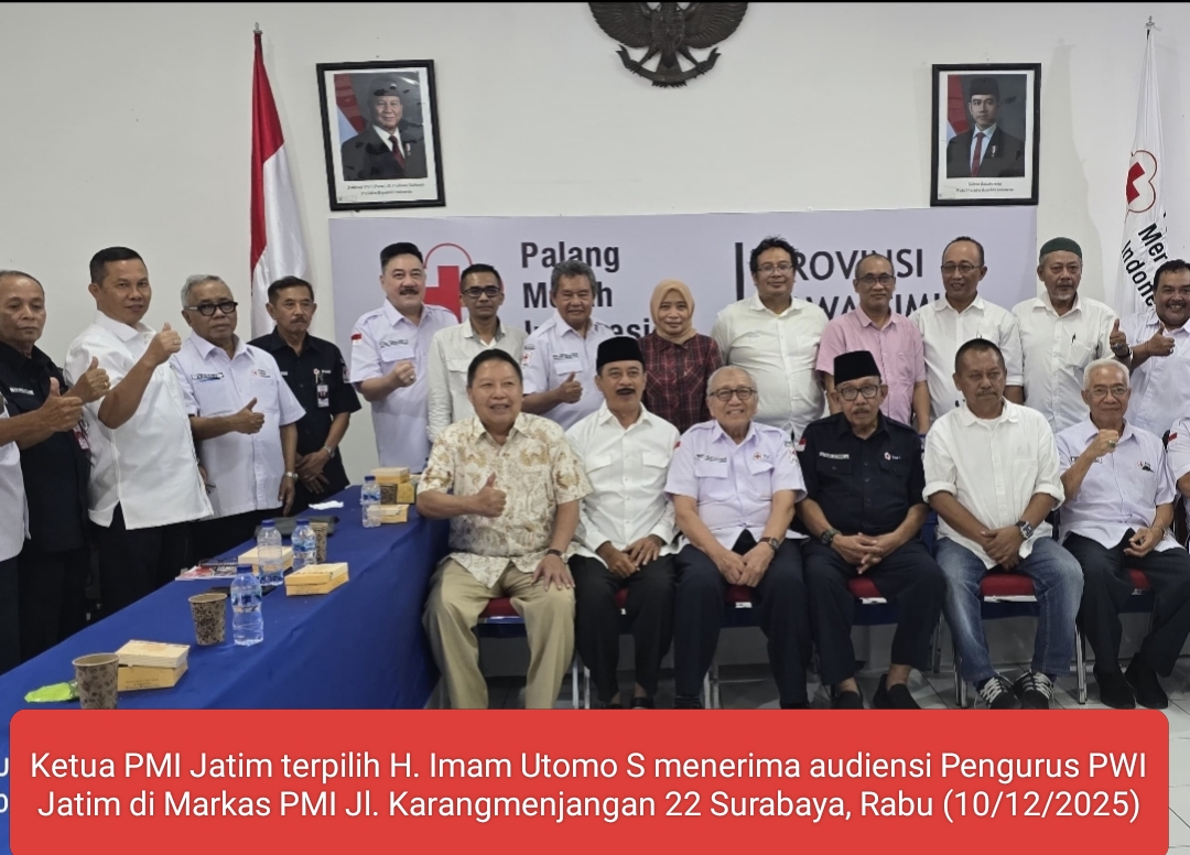 Terima Audiensi PWI Jatim, Ketua PMI H. Imam Utomo Relawan Harus Bersertifikat