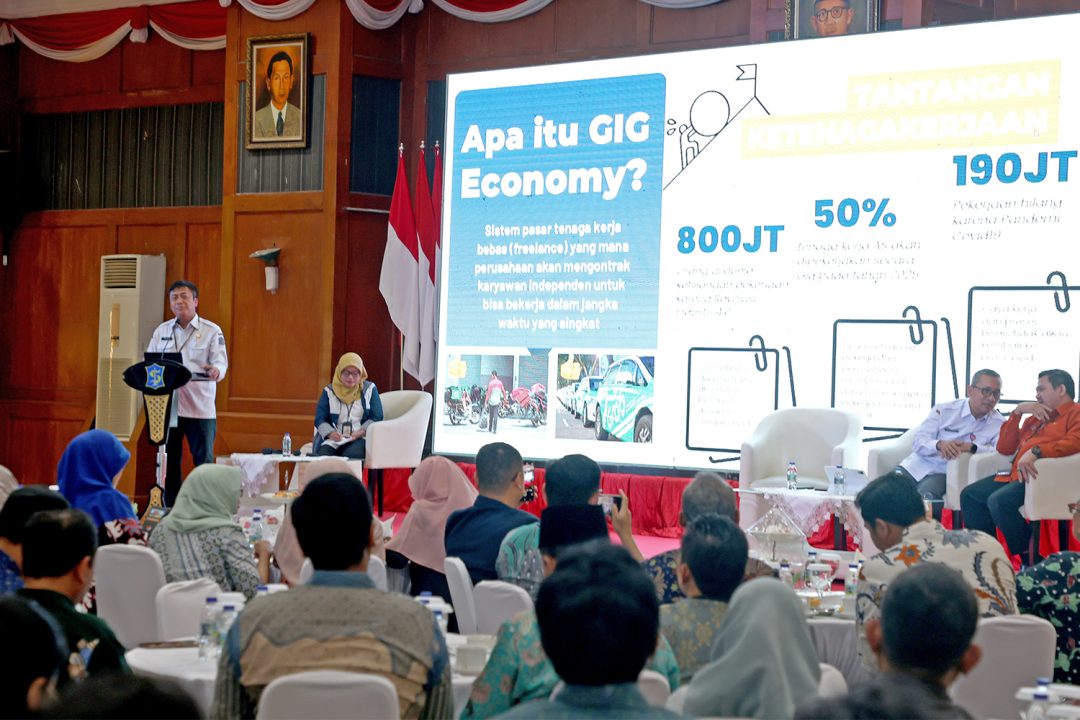 Pemkot Surabaya Gandeng PT Rumuskan Strategi Tekan Pengangguran