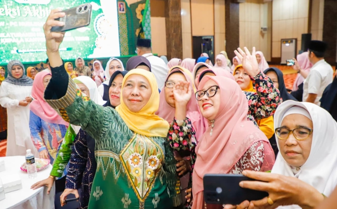 Khofifah Dorong BPN Jatim Percepat Sertifikasi Aset Organisasi PW Muslimat NU Jatim