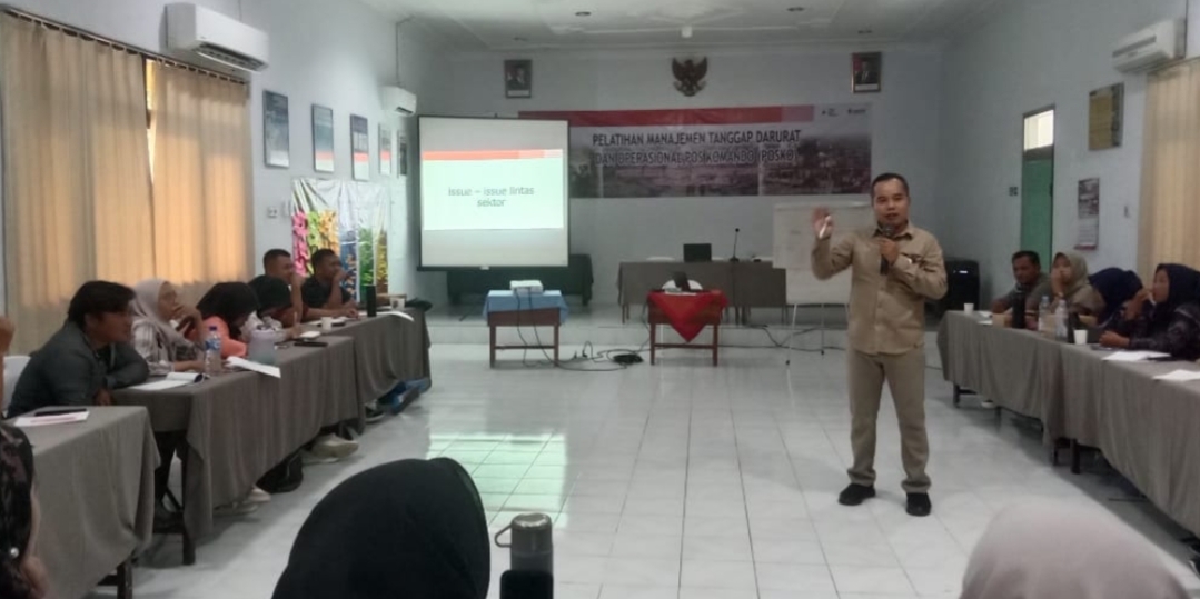 Etika dan Kemanusiaan, PMI Jember Bahas Pentingnya ‘Bilik Asmara’ hingga Isu Lintas Sektoral dalam Manajemen Bencana