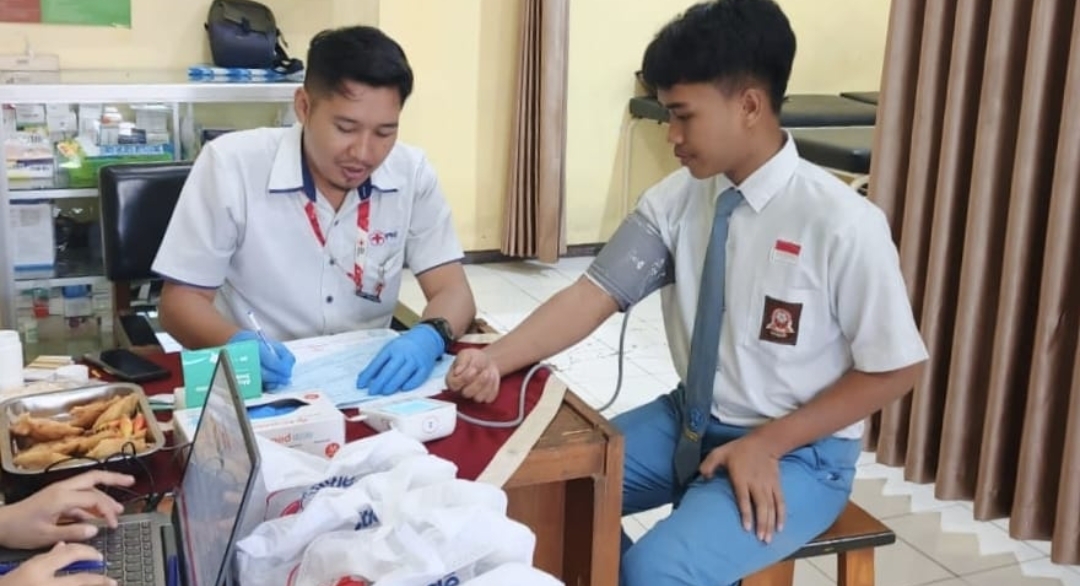 Sekolah Jadi Sumber Pendonor Pemula, SMAN 1 Rambipuji Sukses Sumbang 31 Kantong Darah