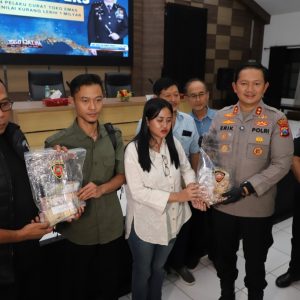 Kurang 24 Jam, Polres Magetan Tangkap Lima Pelaku Pembobolan Toko Emas