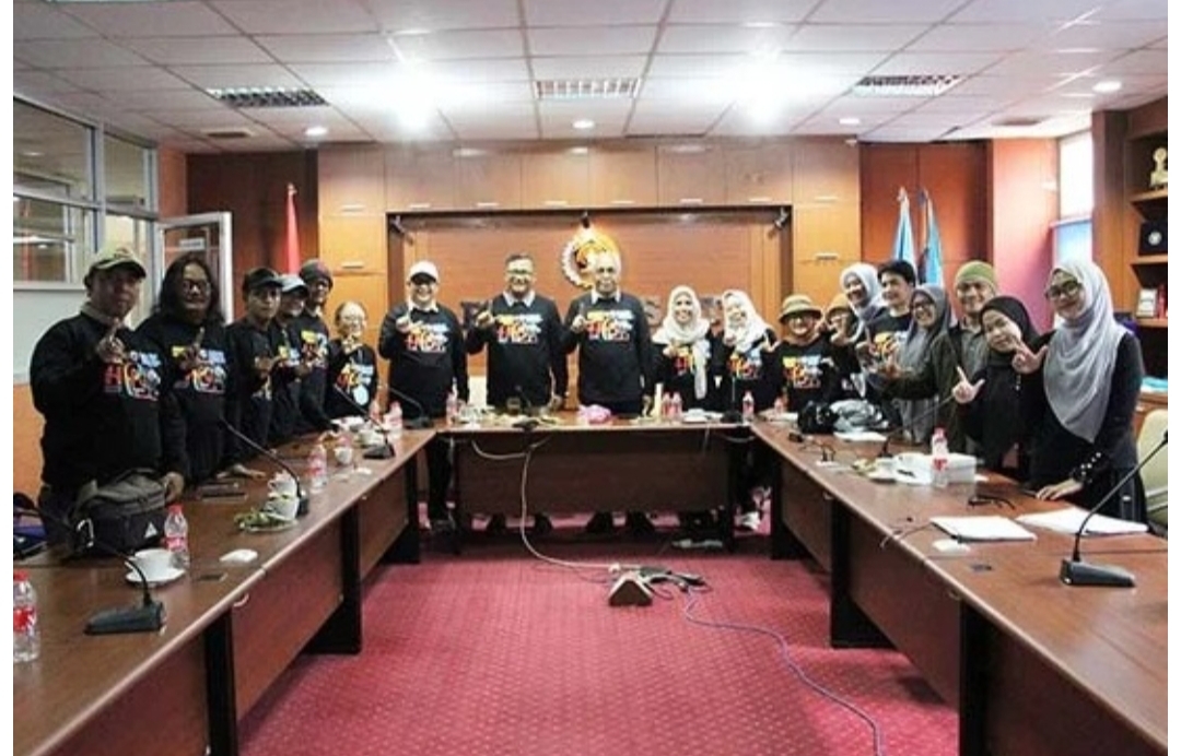 Ketua Umum PWI Pusat Lepas Peserta Kemah Budaya Wartawan