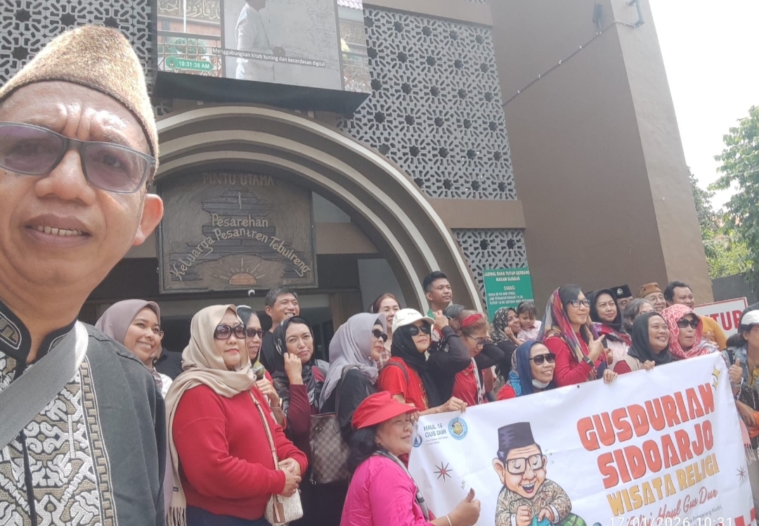 Gusdurian Sidoarjo Ziarah Kebangsaan ke Makam Gus Dur dan Bung Karno