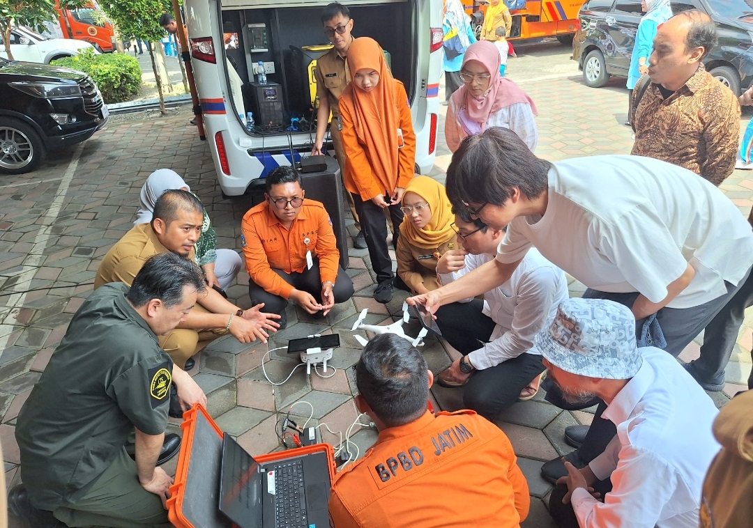 CIS Jepang–BRIN Kolaborasi Drone Mitigasi Bencana di Jatim
