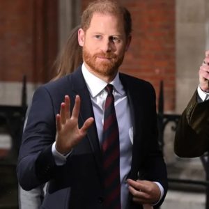 Suara Bergetar dan Hampir Menangis, Pangeran Harry: Tabloid Inggris Hancurkan Hidup Meghan