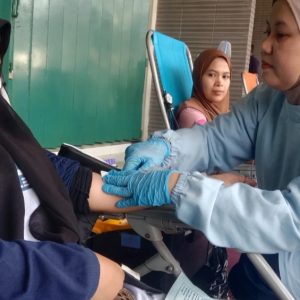 Donor Darah Rasa Soto Lamongan, Warga NU Rambipuji Sukses Sumbangkan 65 Kantong Darah