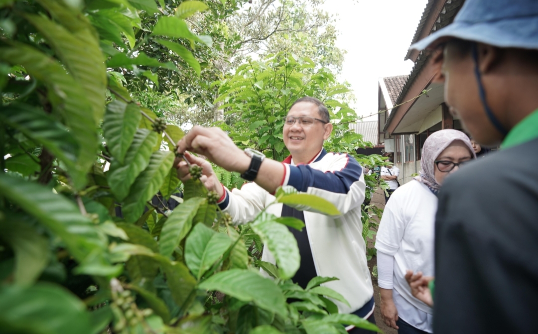 Kadindik Jatim Apresiasi Implementasi Program SIKAP di SMKN 1 Tulungagung