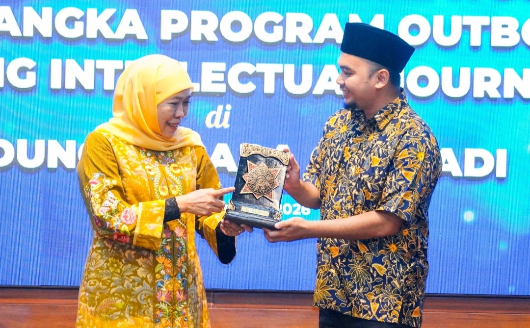 Khofifah Buka Kolaborasi SDM dengan Universiti Malaya