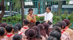 Kebijakan Pembatasan Gawai di Sekolah Surabaya Menunjukkan Hasil Positif